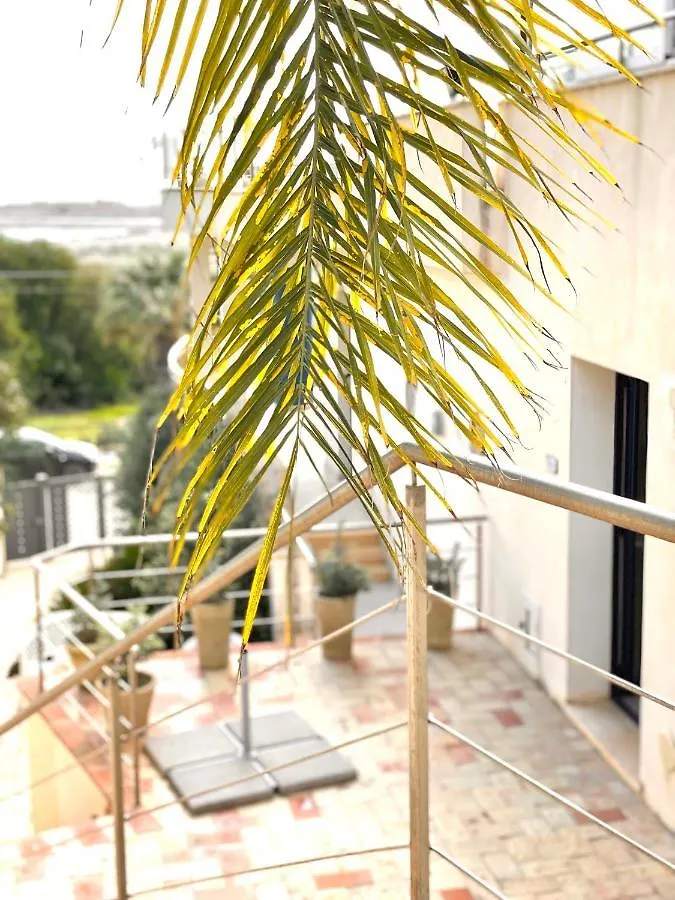 Casa Serra Porto Palo 0*,  Itália